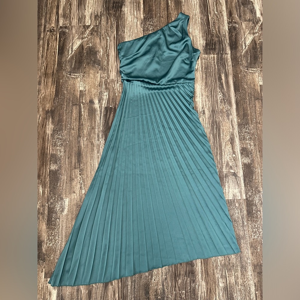 NWT Sam Edelman Women’s One Shoulder Asymmetric Pleated Cocktail Midi Dress - Picture 6 of 8